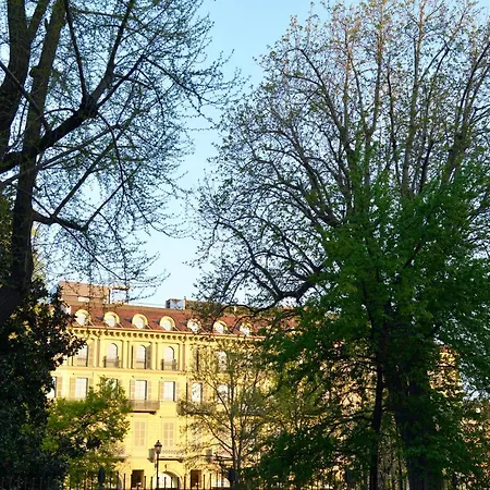 Carlo Felice Appart hôtel *